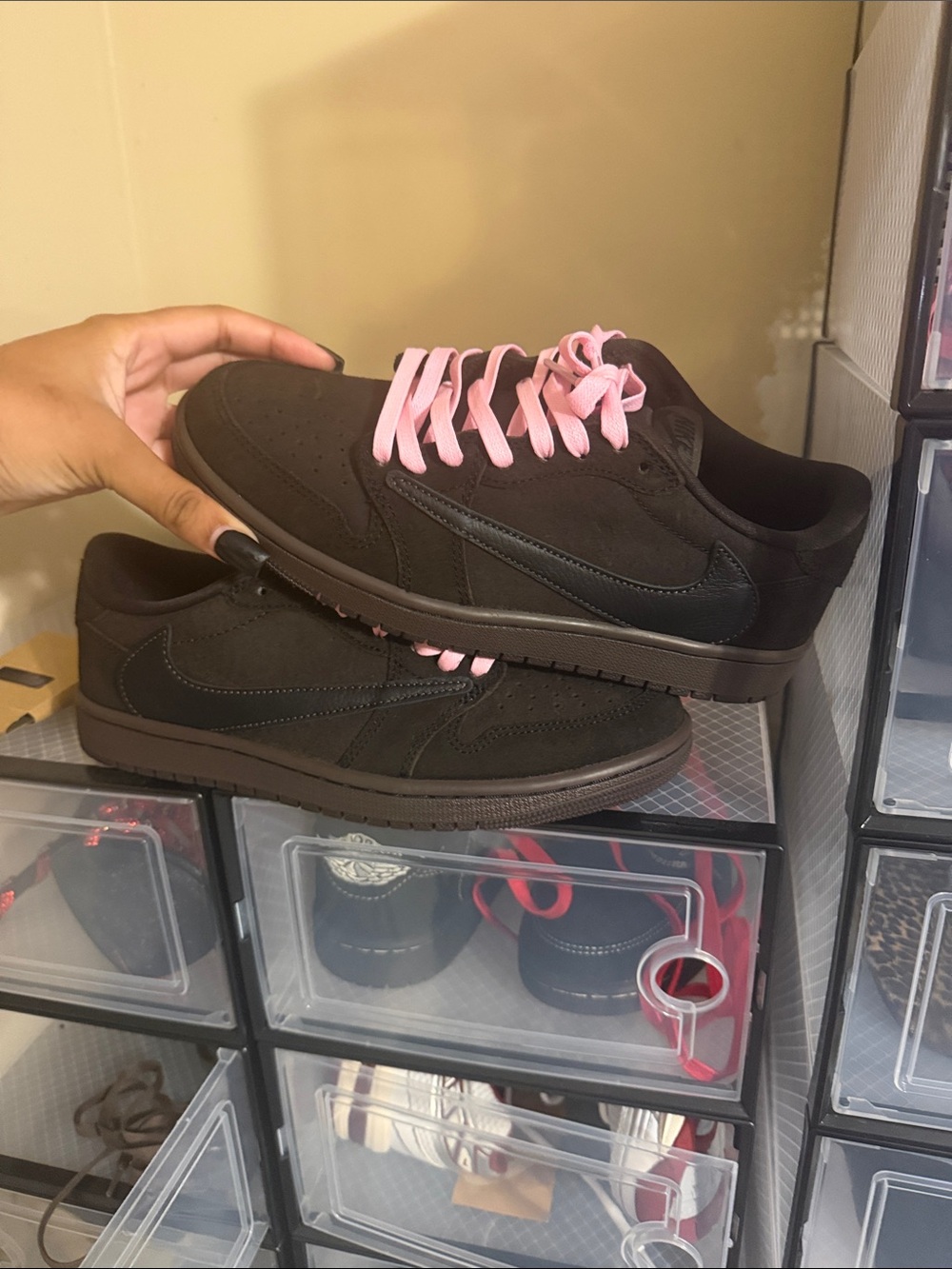 Jordan Low-Top Sneakers in Black with Pink Laces